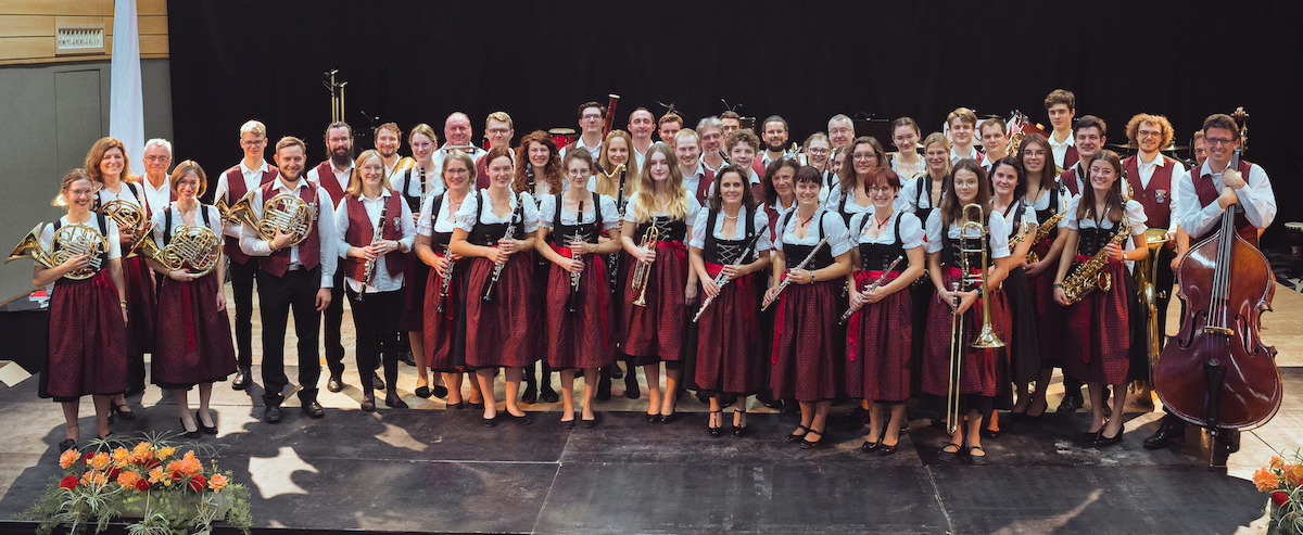 gruppenfoto farbe 2 von 2